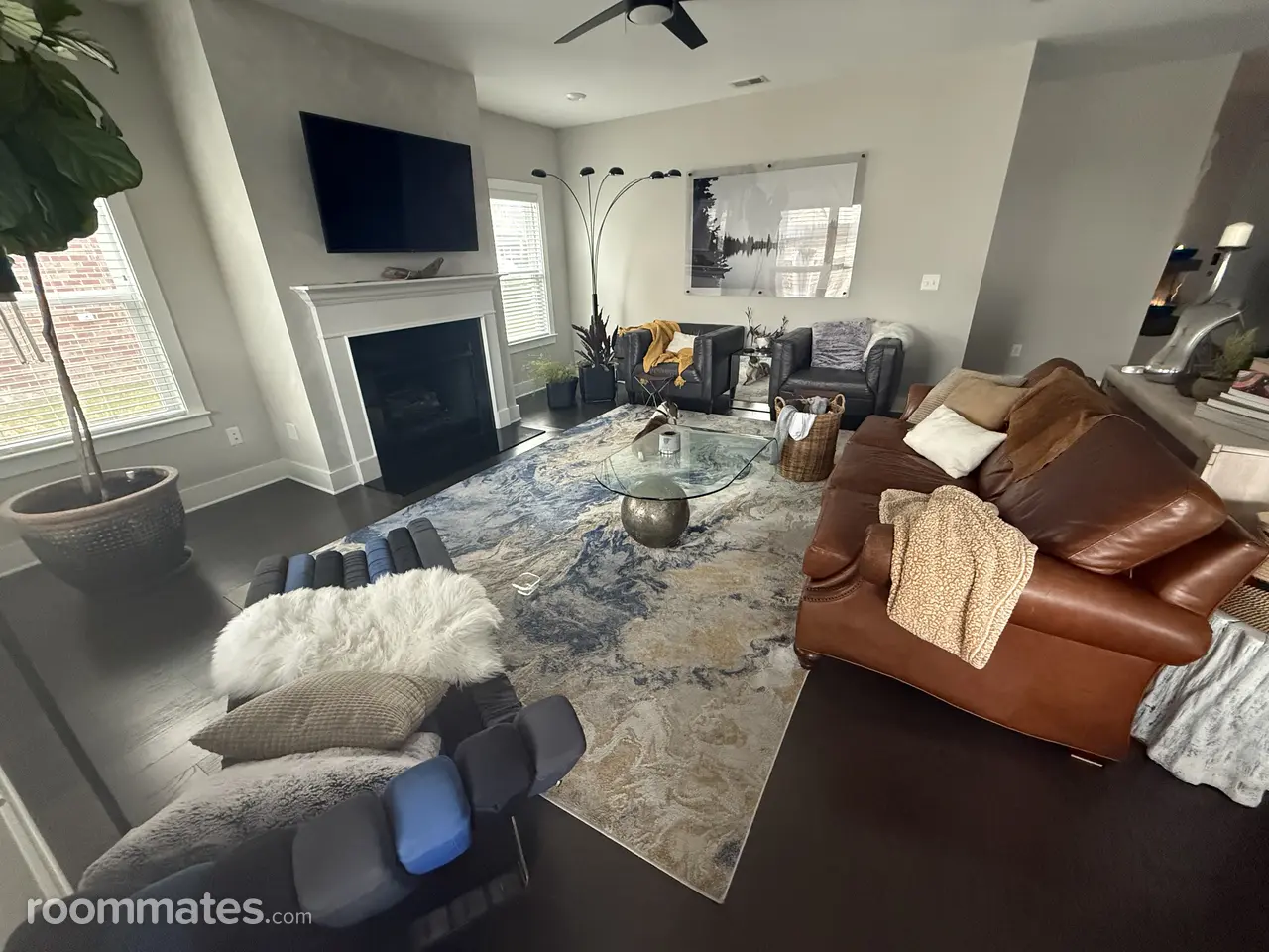 Profile photo 2 of 11