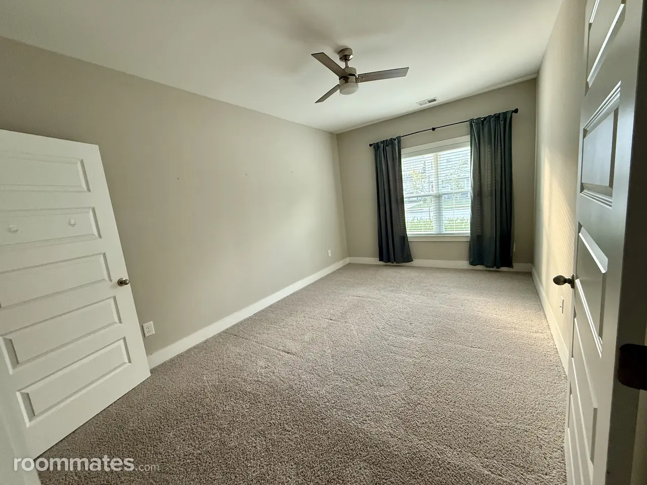 Profile photo 1 of 11