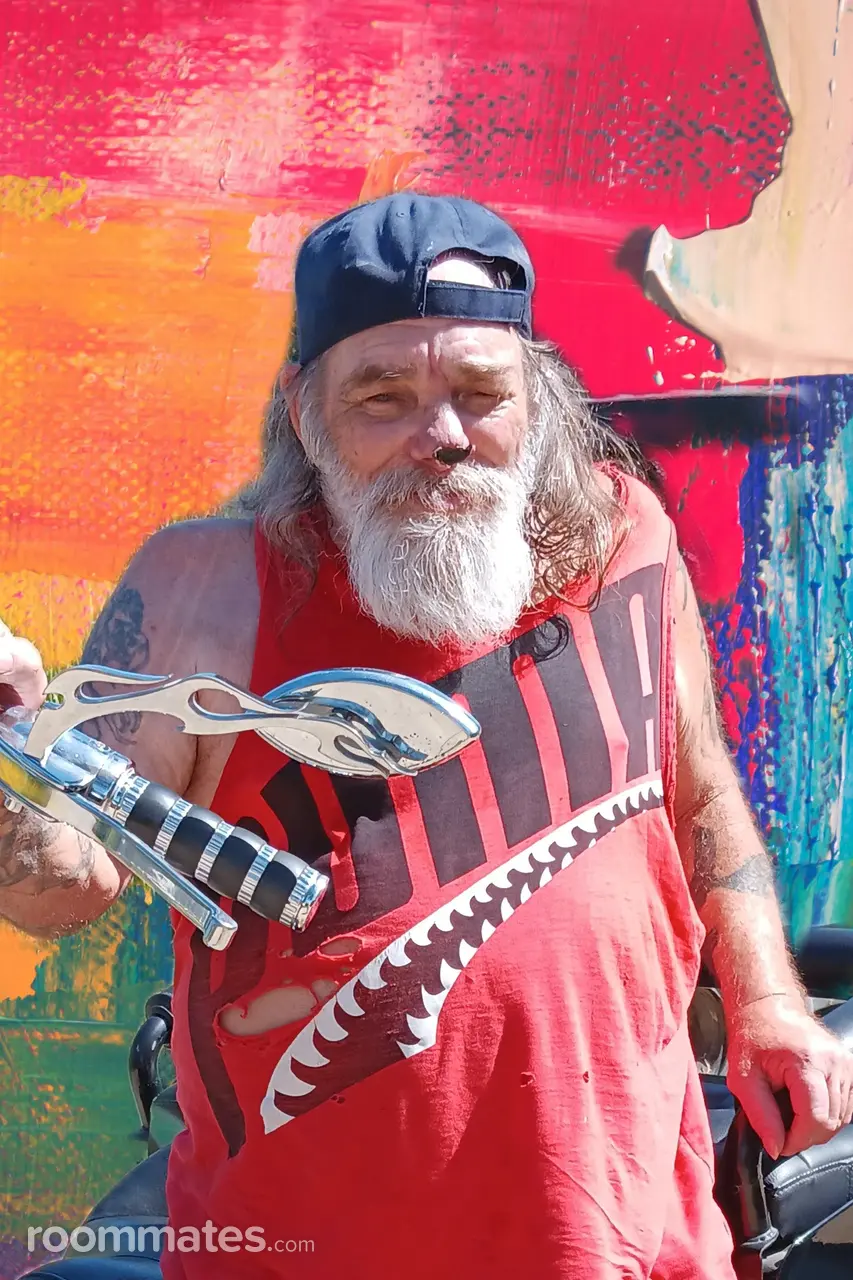 Profile photo 5 of 7