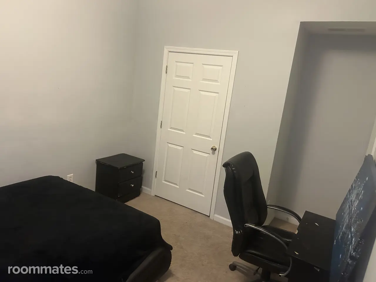 Profile photo 2 of 16