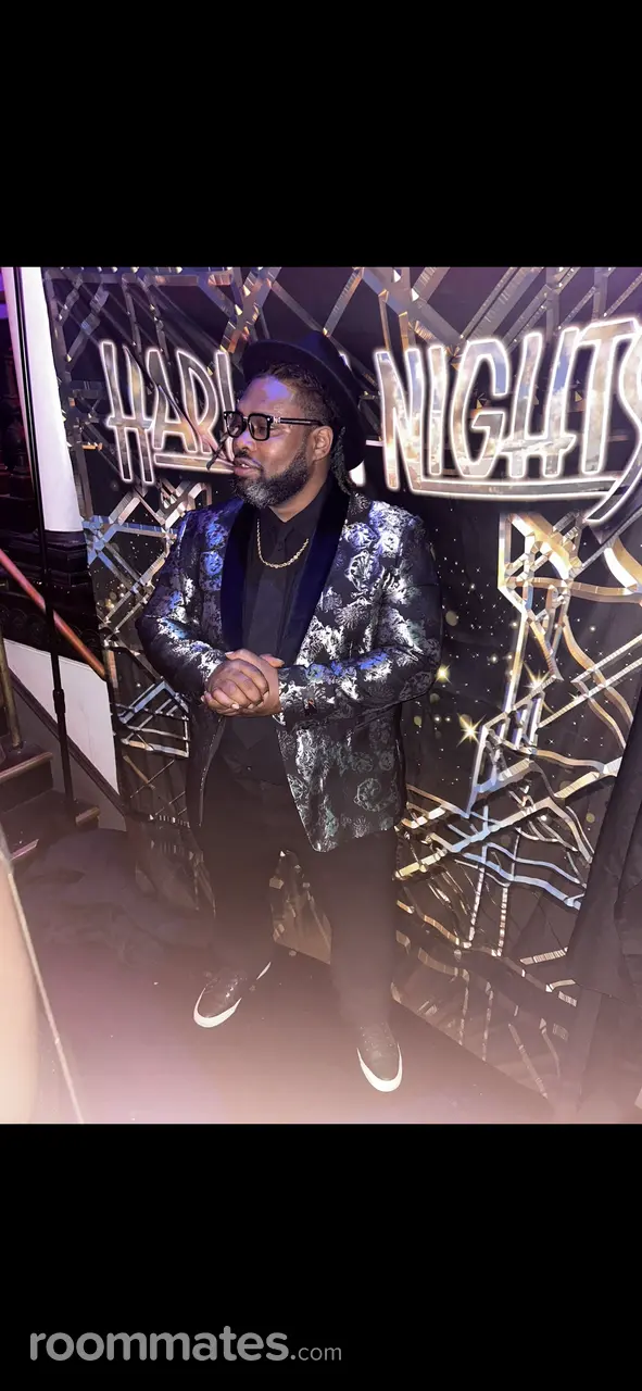 Profile photo 14 of 16