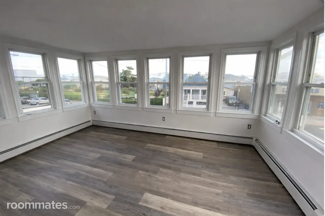 Profile photo 2 of 8