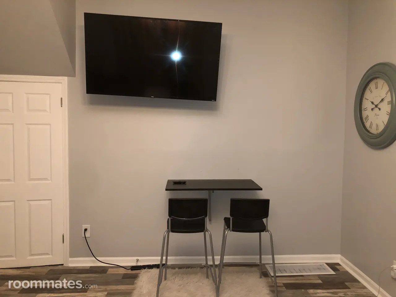 Profile photo 2 of 8