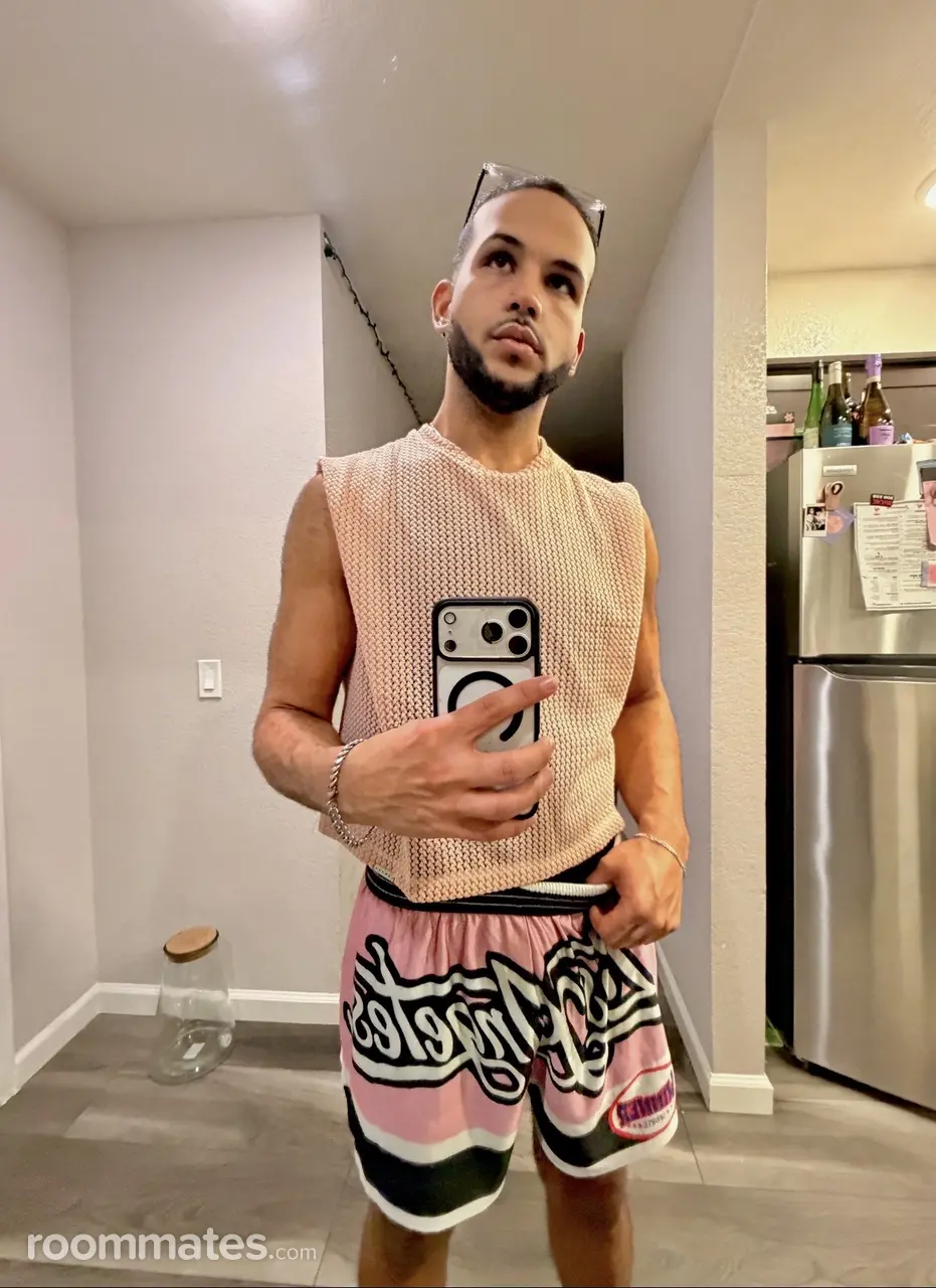 Profile photo 7 of 9