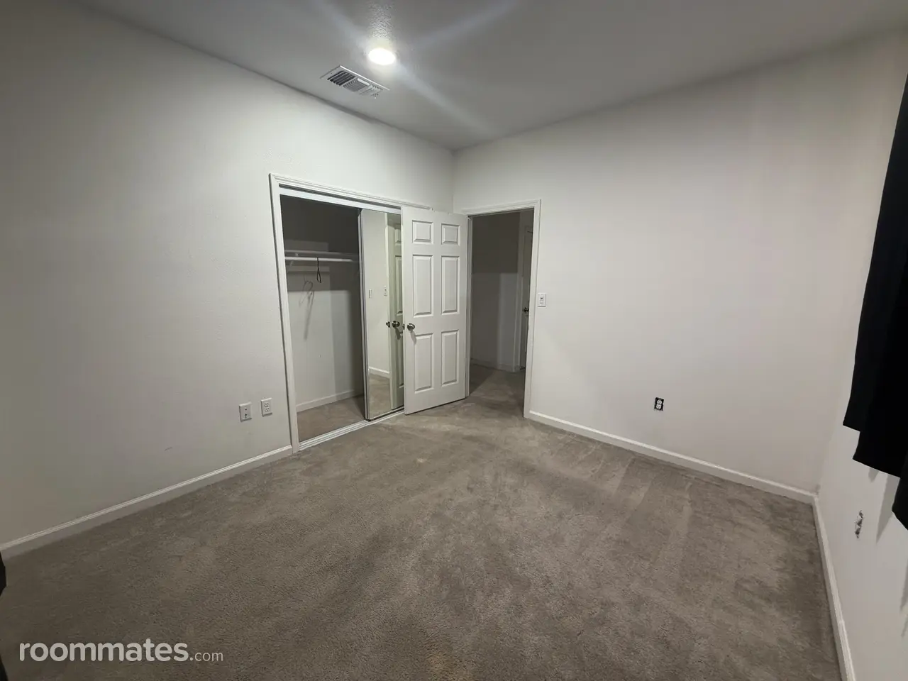 Profile photo 4 of 10