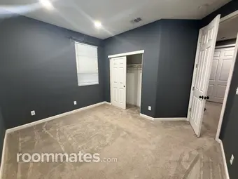 Room for rent in Hayward, CA $1000, house