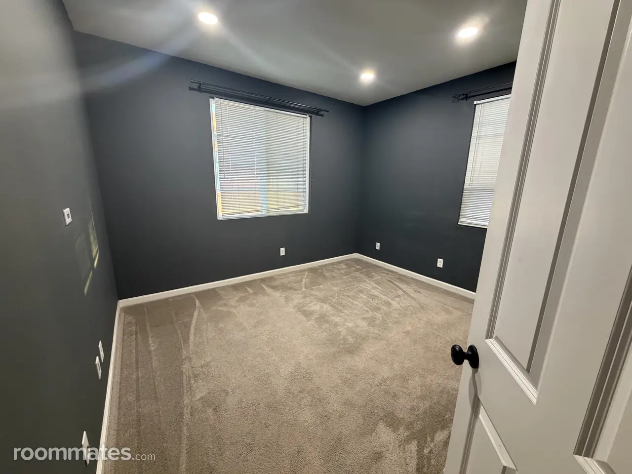 Profile photo 2 of 10