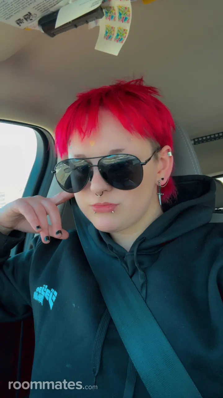 Profile photo 1 of 1