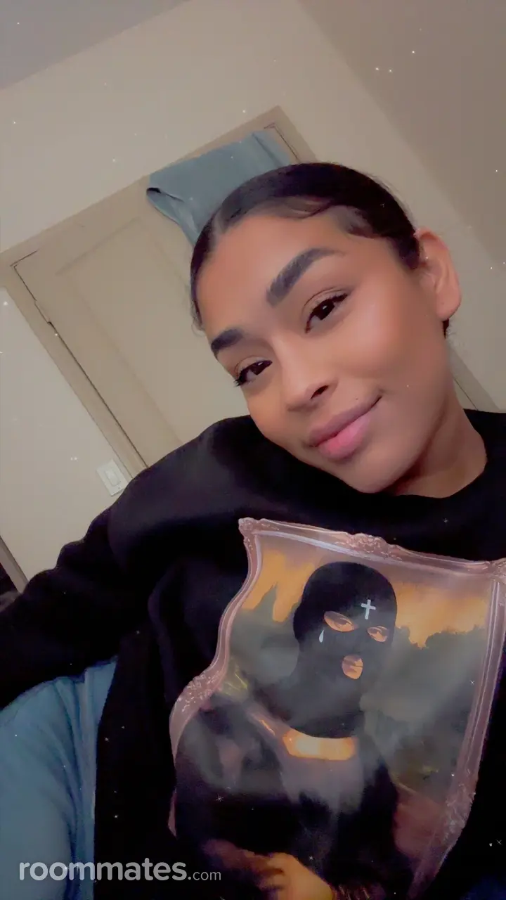 Profile photo 1 of 1