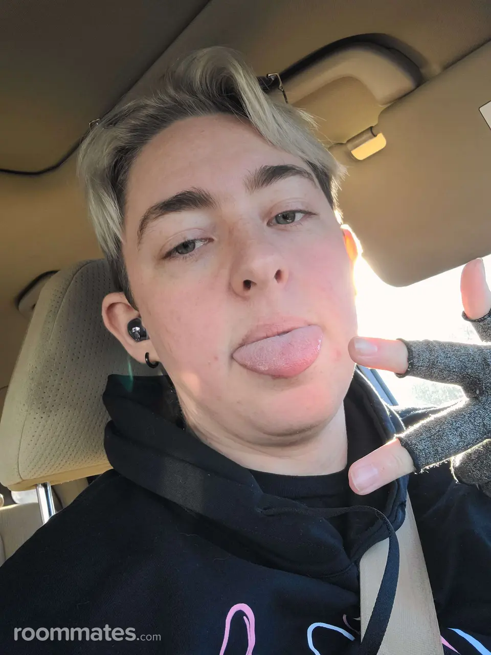 Profile photo 11 of 15