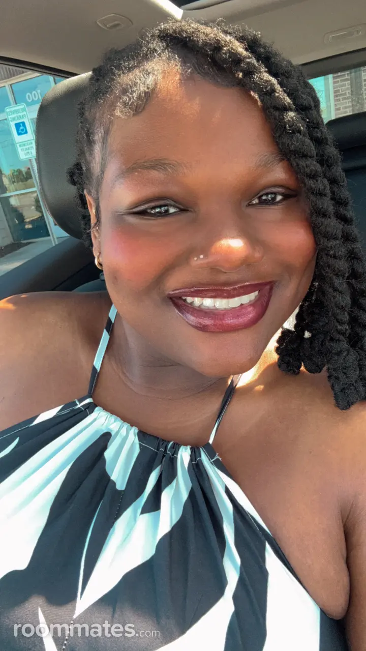 Profile photo 1 of 1