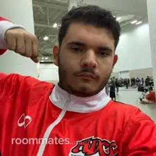 Roommate looking Fort Wayne, IN, $2000