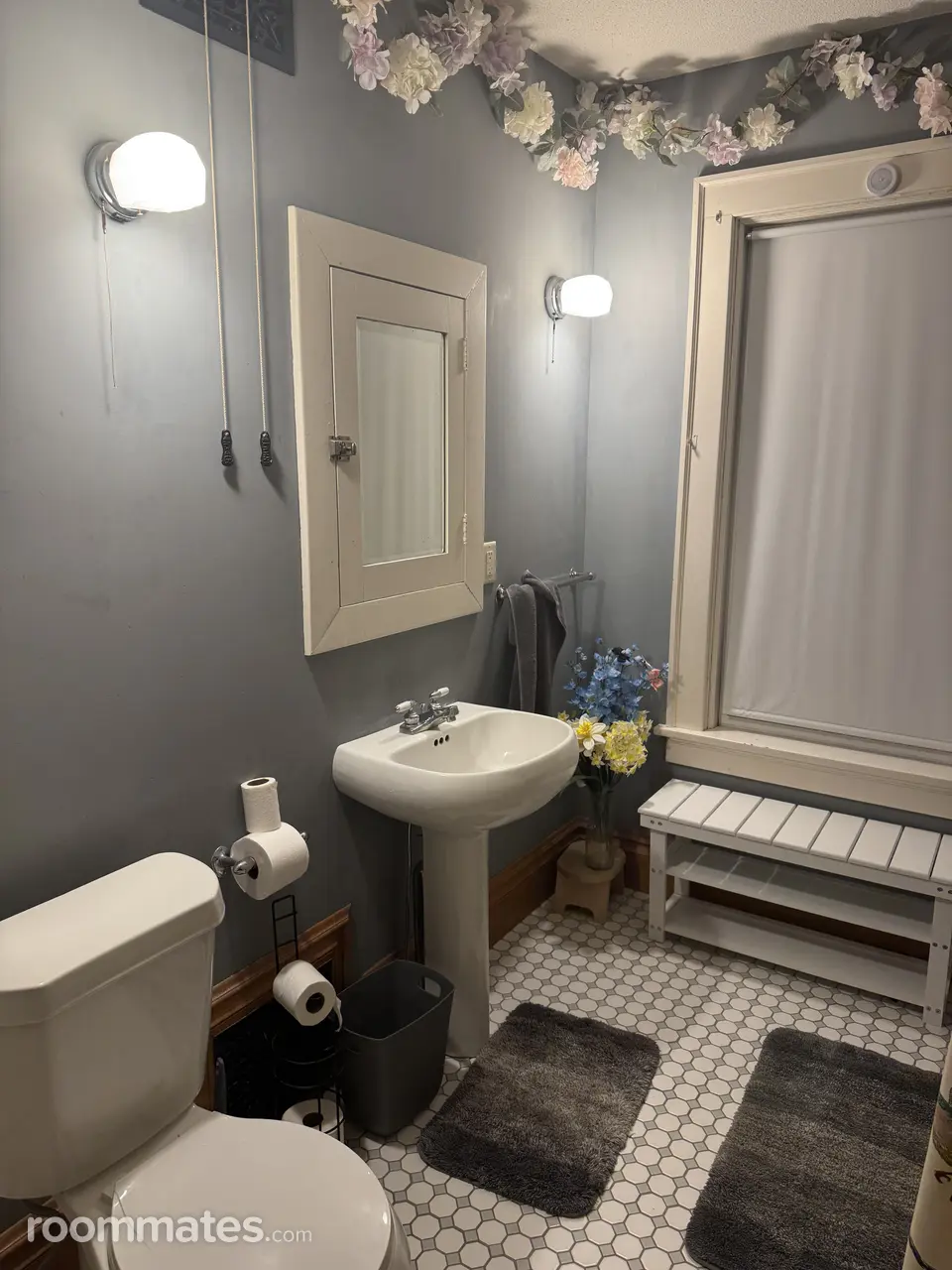 Profile photo 6 of 8