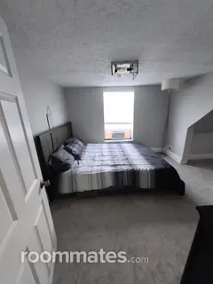 Room for rent in Cincinnati, OH $650, house