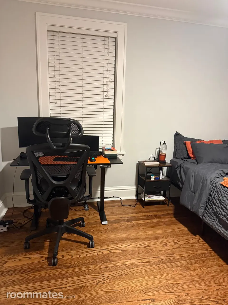 Profile photo 3 of 11