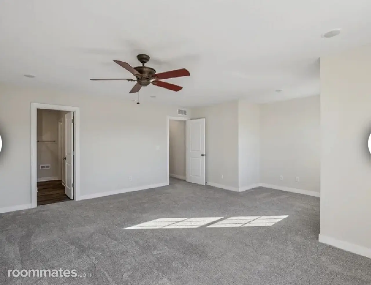 Profile photo 1 of 3