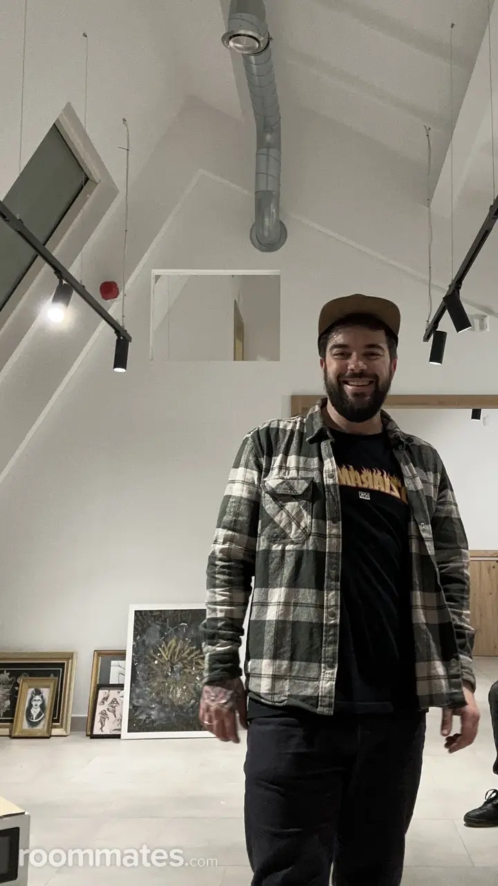 Profile photo 1 of 5