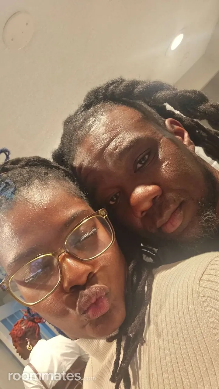 Profile photo 1 of 1