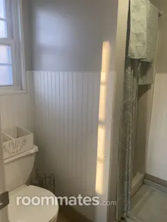 Room for rent in Waynesville, NC $800, house