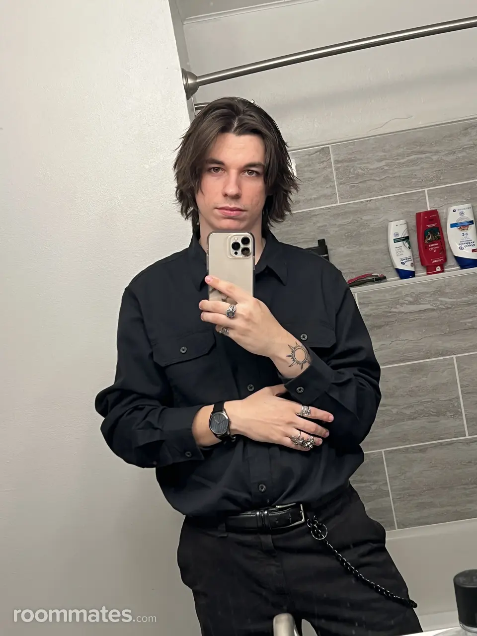 Profile photo 4 of 4