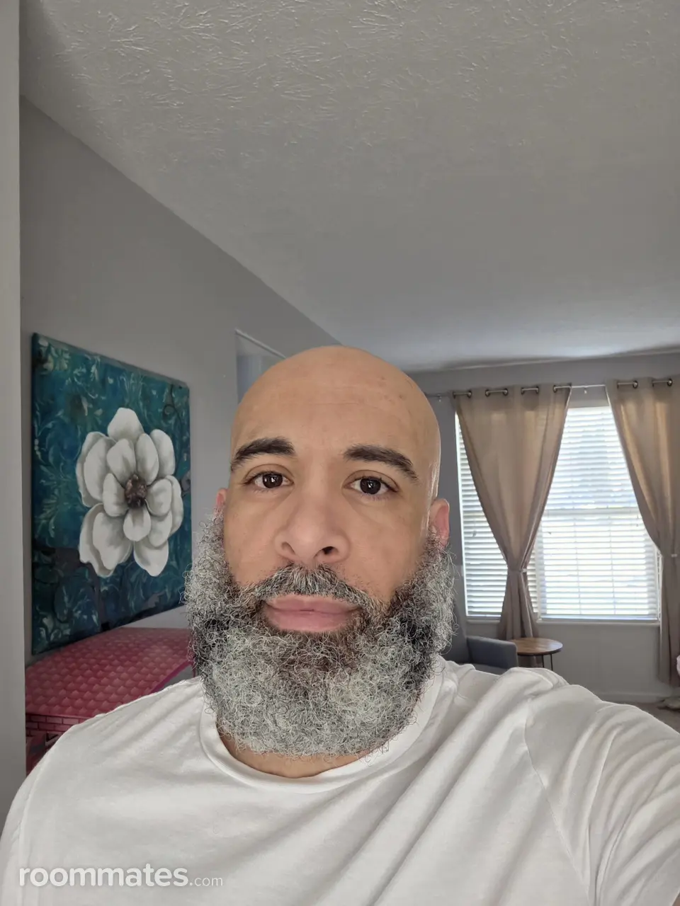 Profile photo 1 of 1