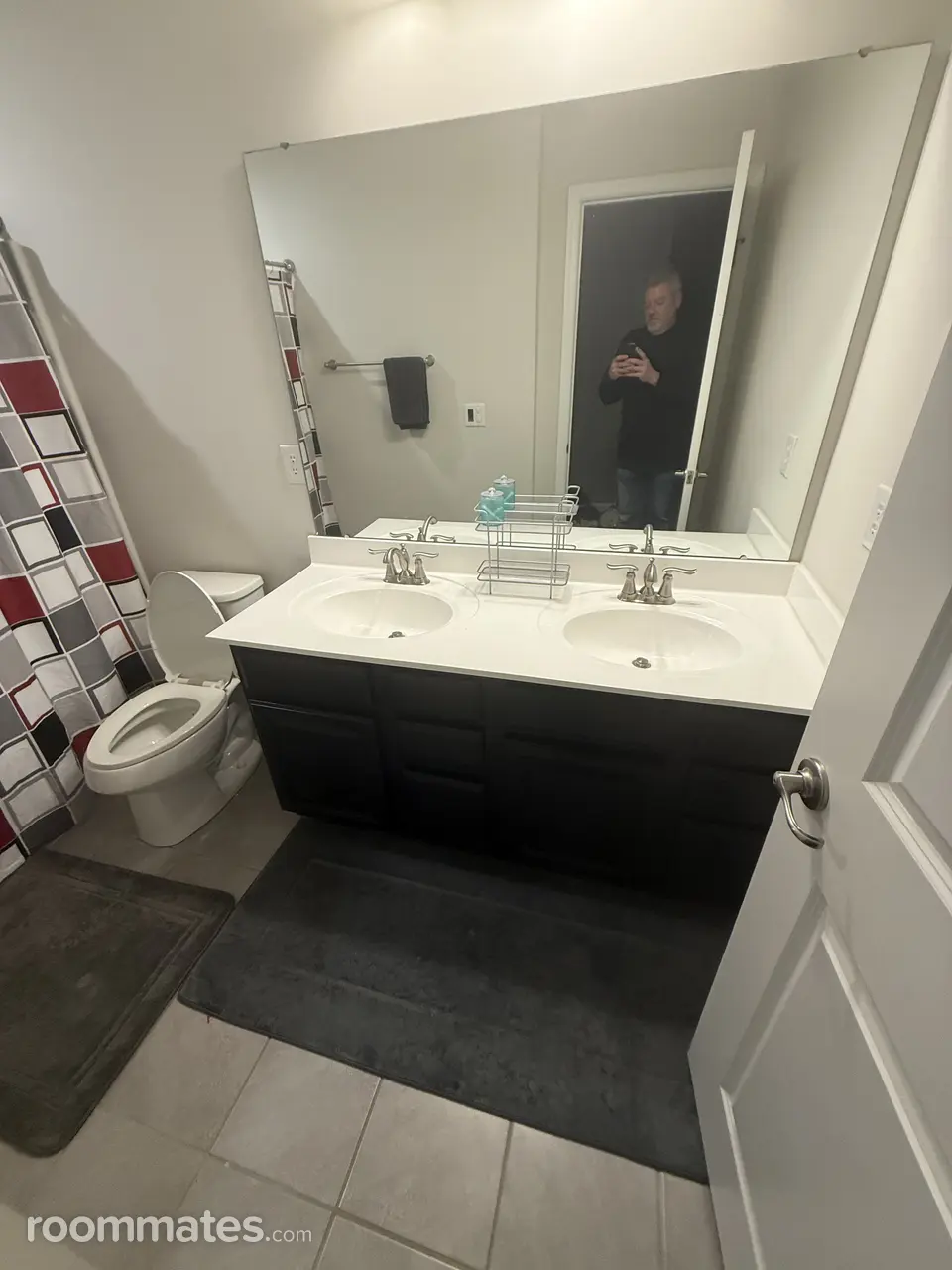 Profile photo 8 of 11