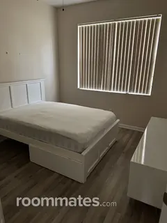 Room for rent in West Palm Beach, FL $1500, house