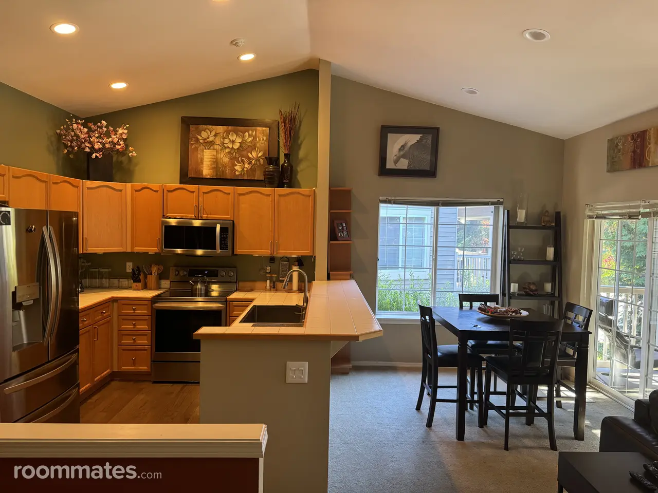 Profile photo 8 of 13