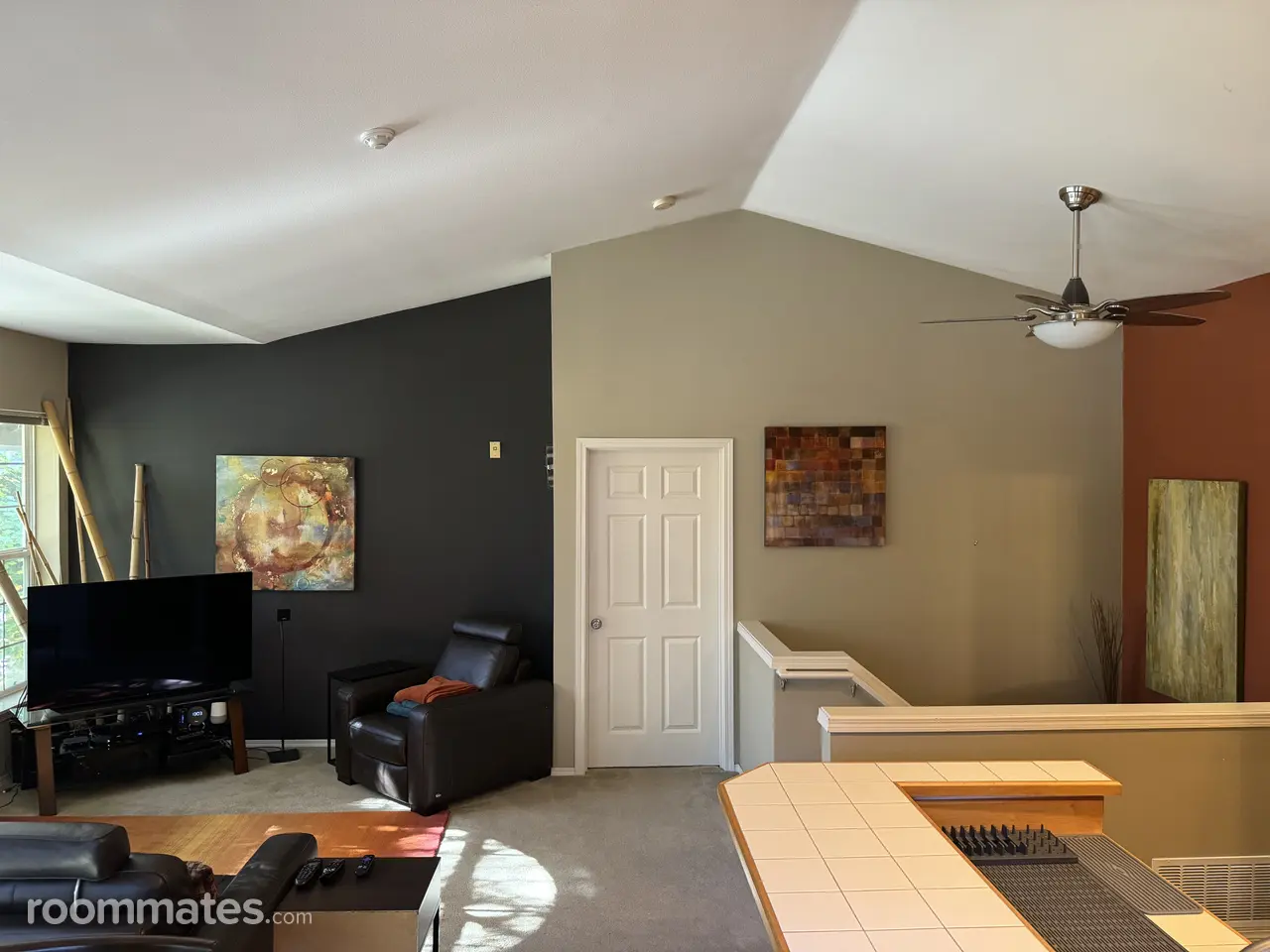 Profile photo 7 of 13