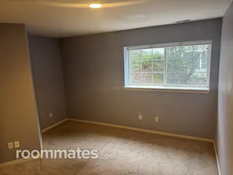 Room for rent in Redmond WA $800, townhouse