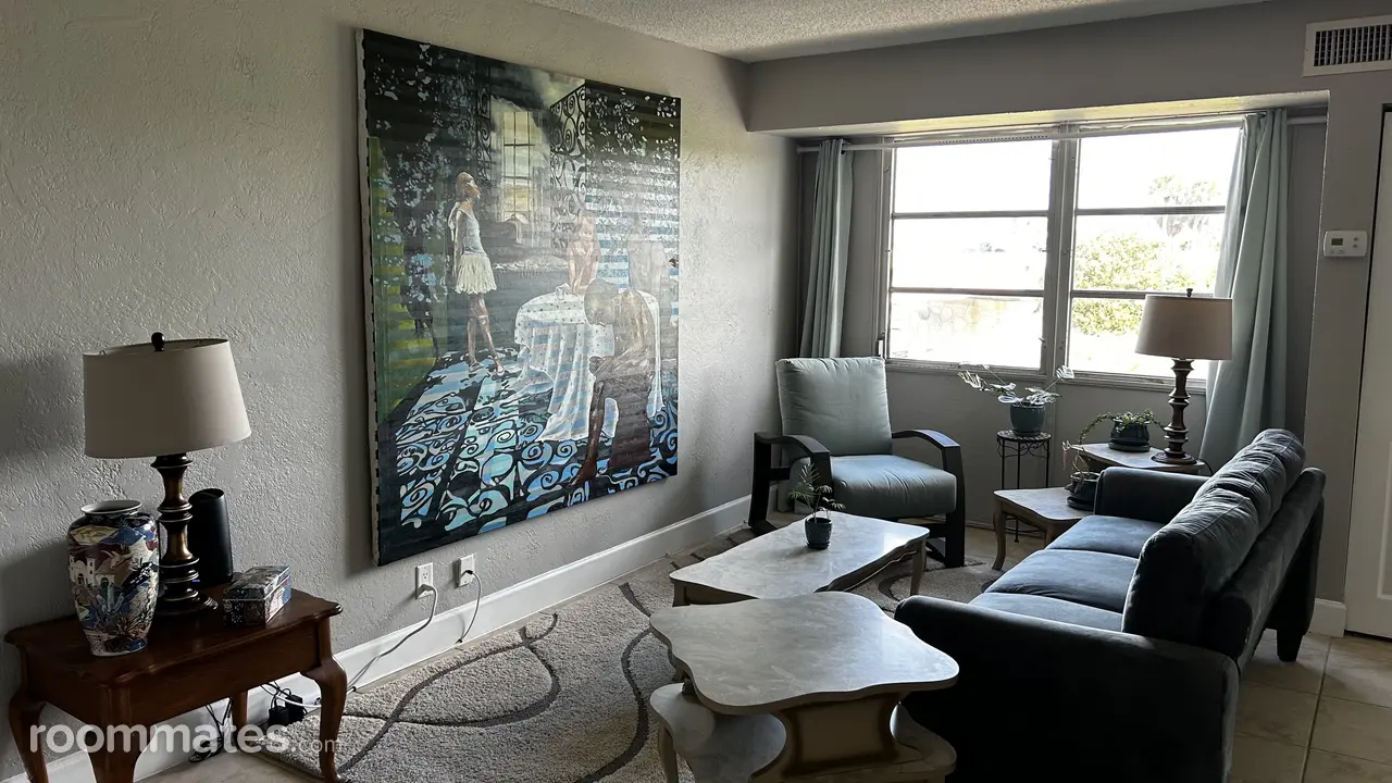 Profile photo 3 of 11