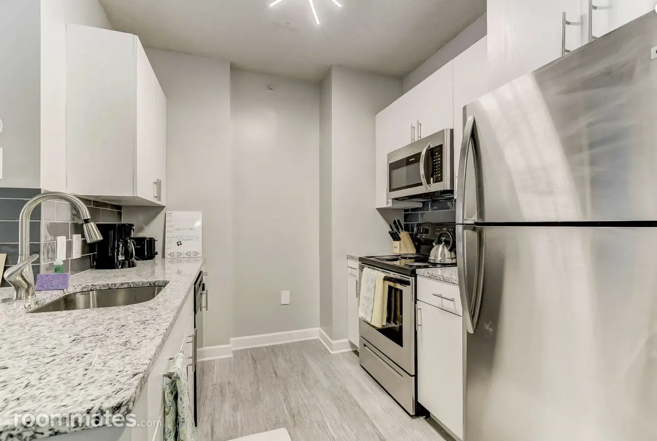 Profile photo 4 of 6