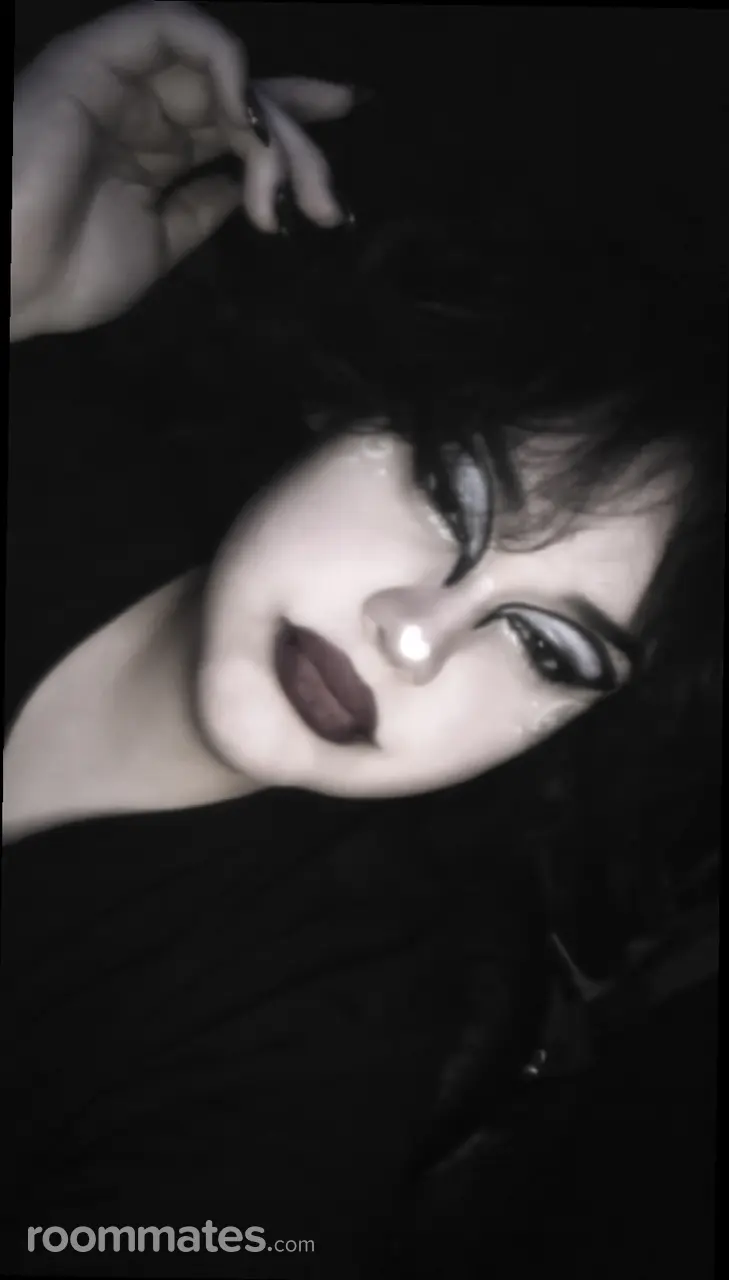 Profile photo 1 of 1