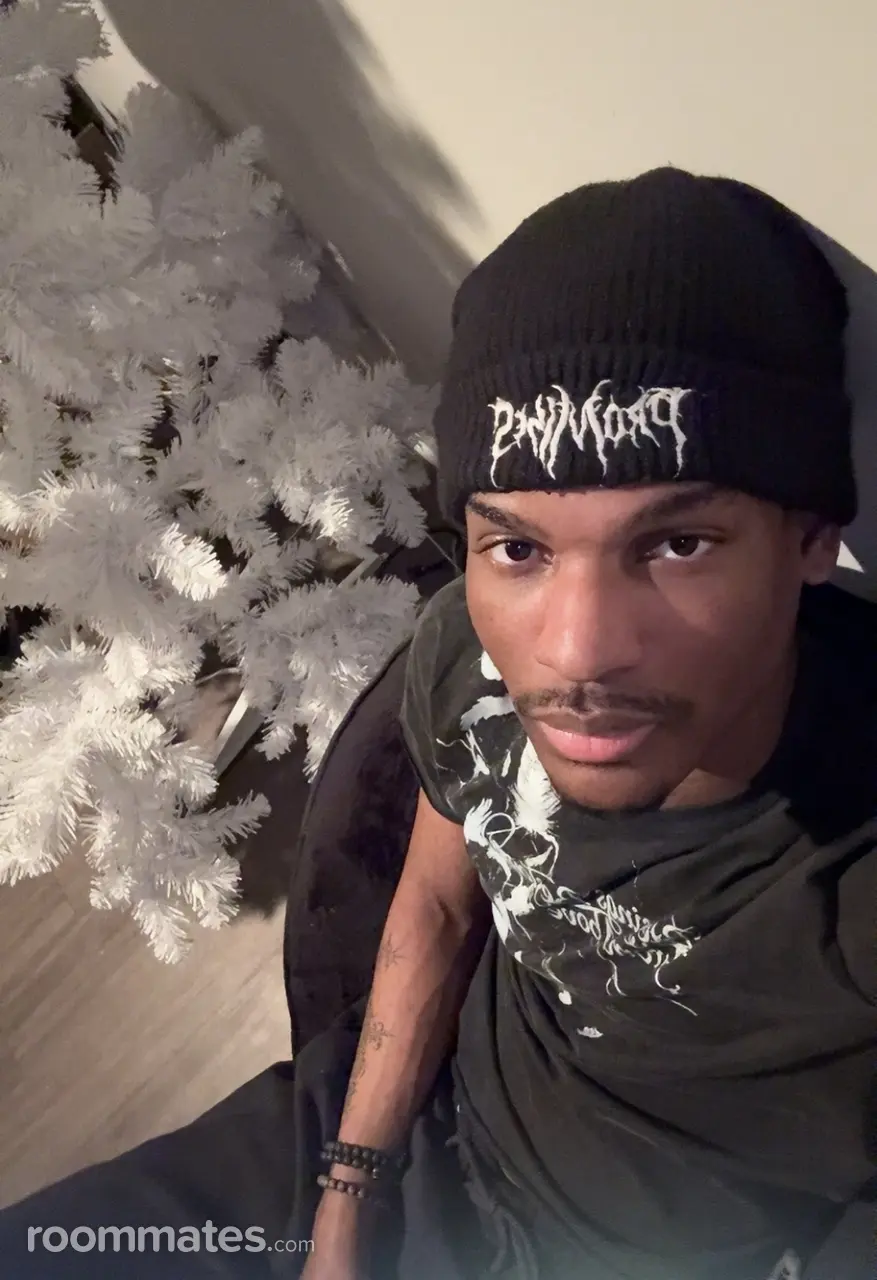 Profile photo 1 of 3