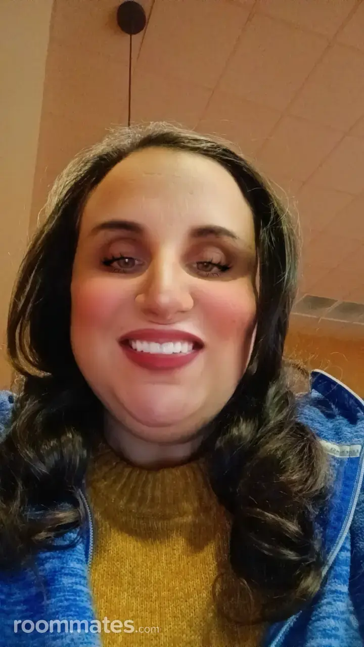 Profile photo 1 of 2