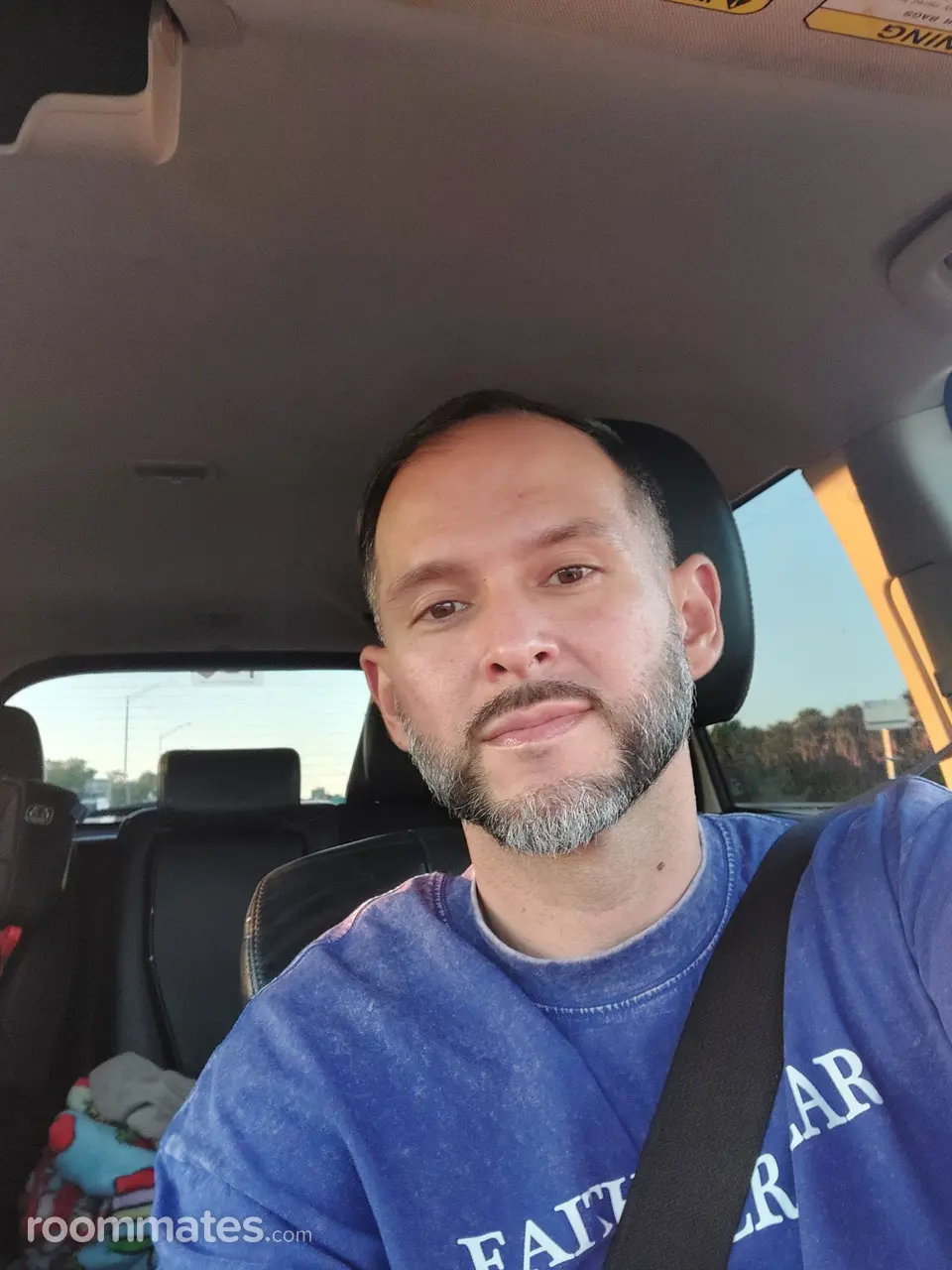 Profile photo 1 of 3