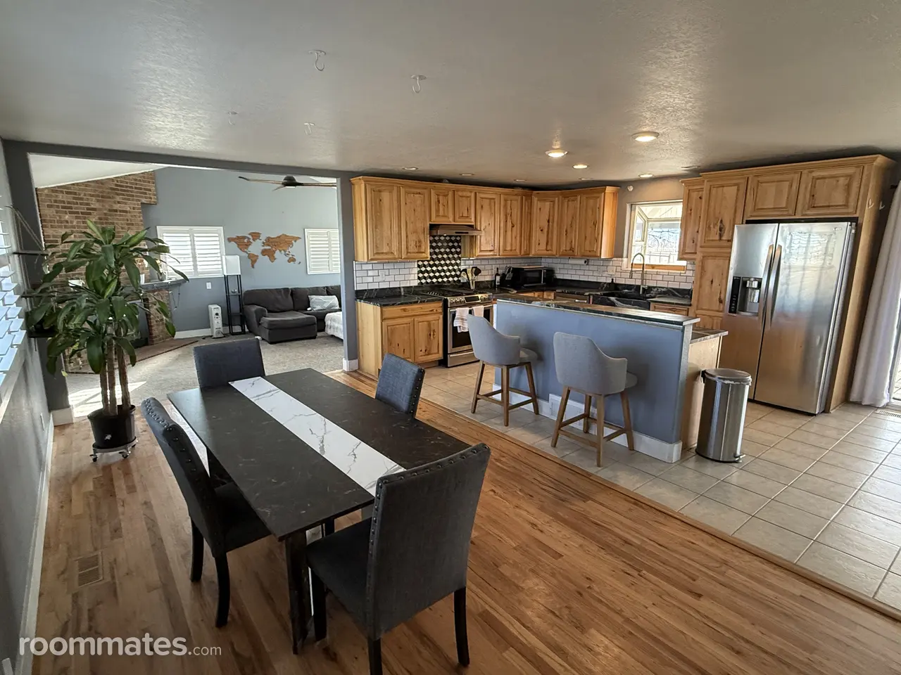 Profile photo 3 of 9