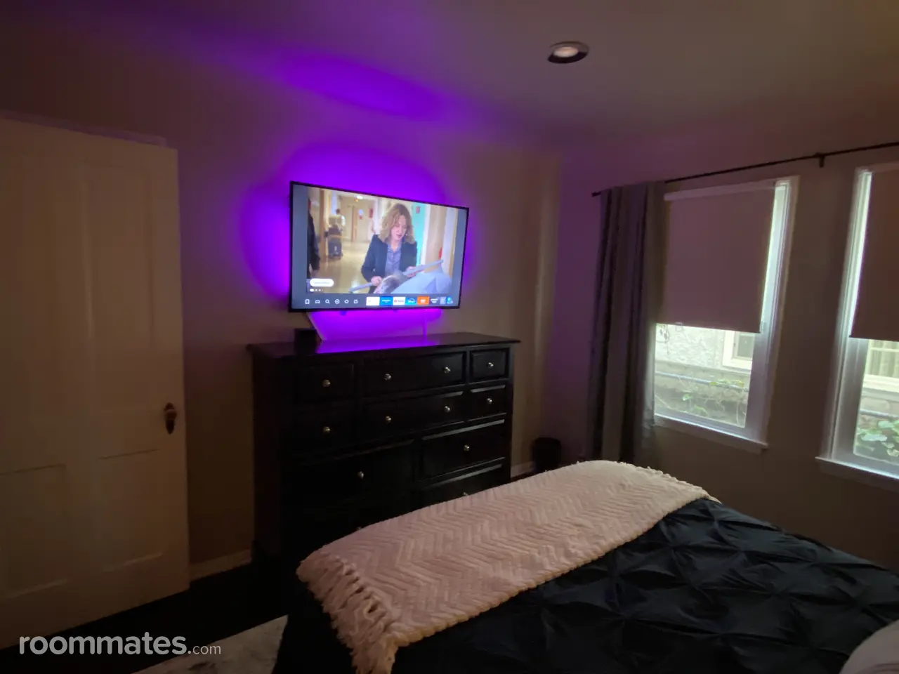 Profile photo 3 of 11