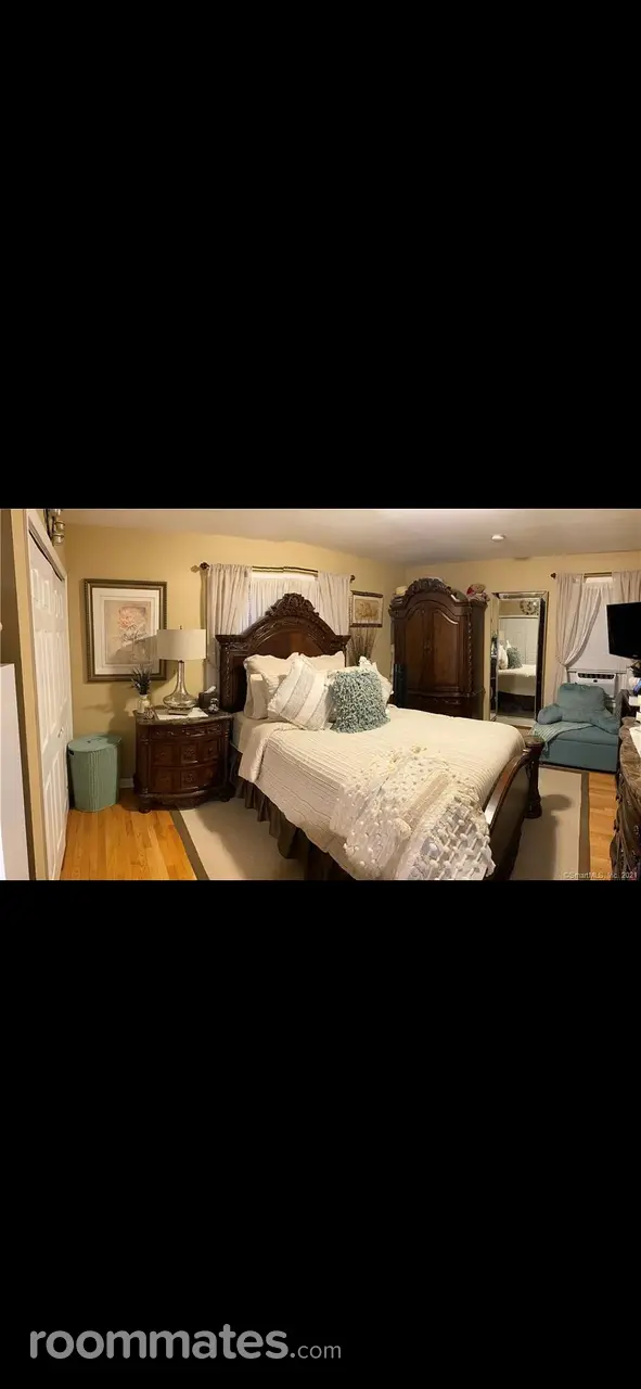 Profile photo 2 of 6