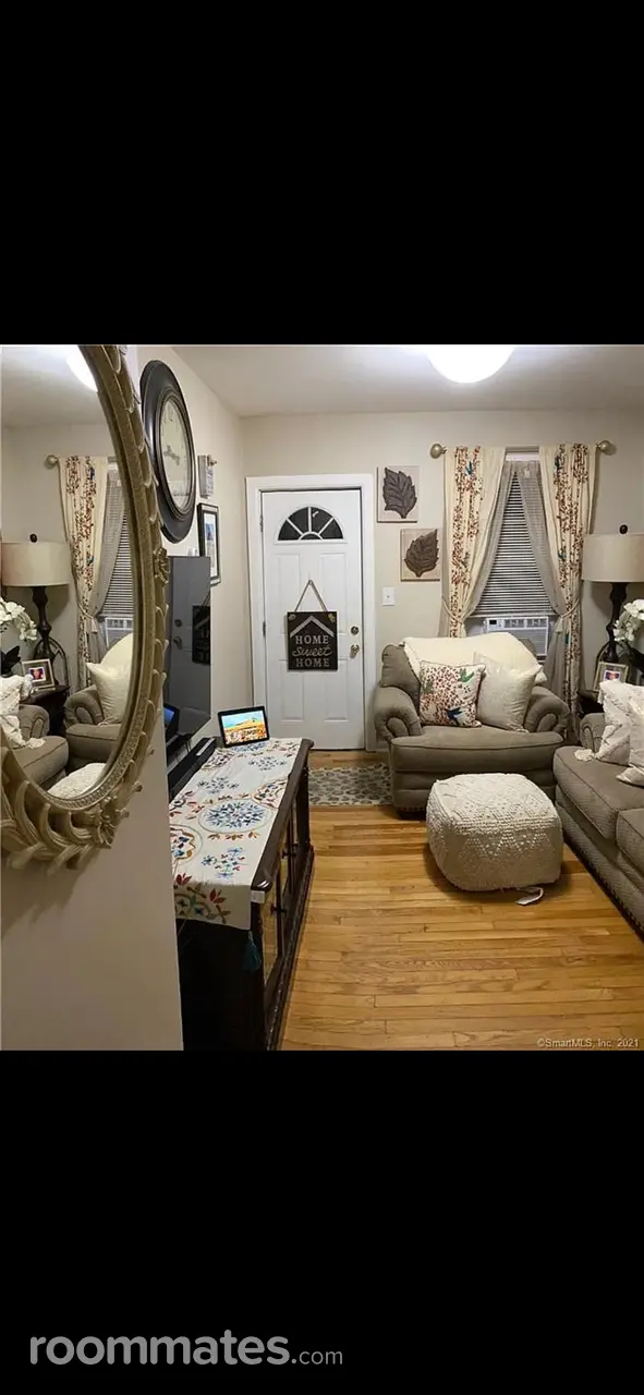 Profile photo 1 of 6