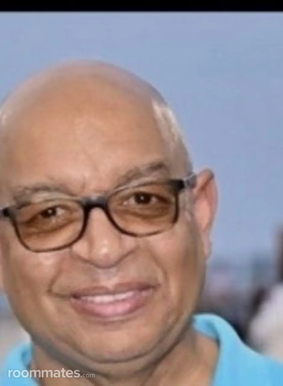 Profile photo 1 of 1