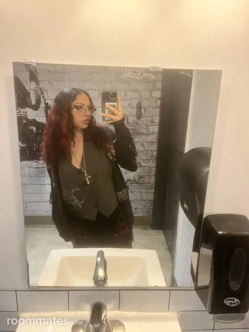 Profile photo 8 of 9