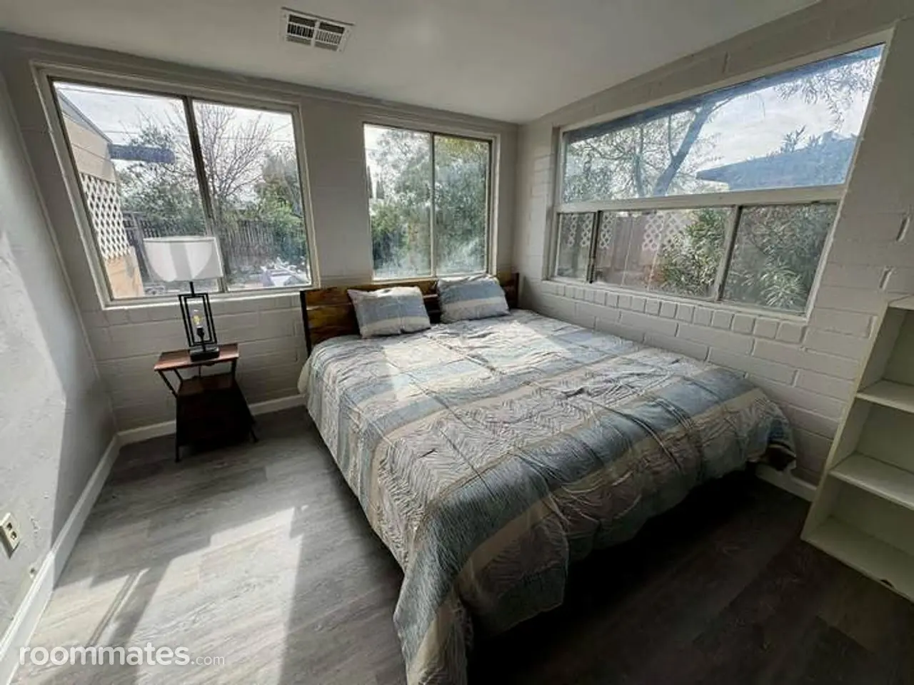 Profile photo 2 of 4