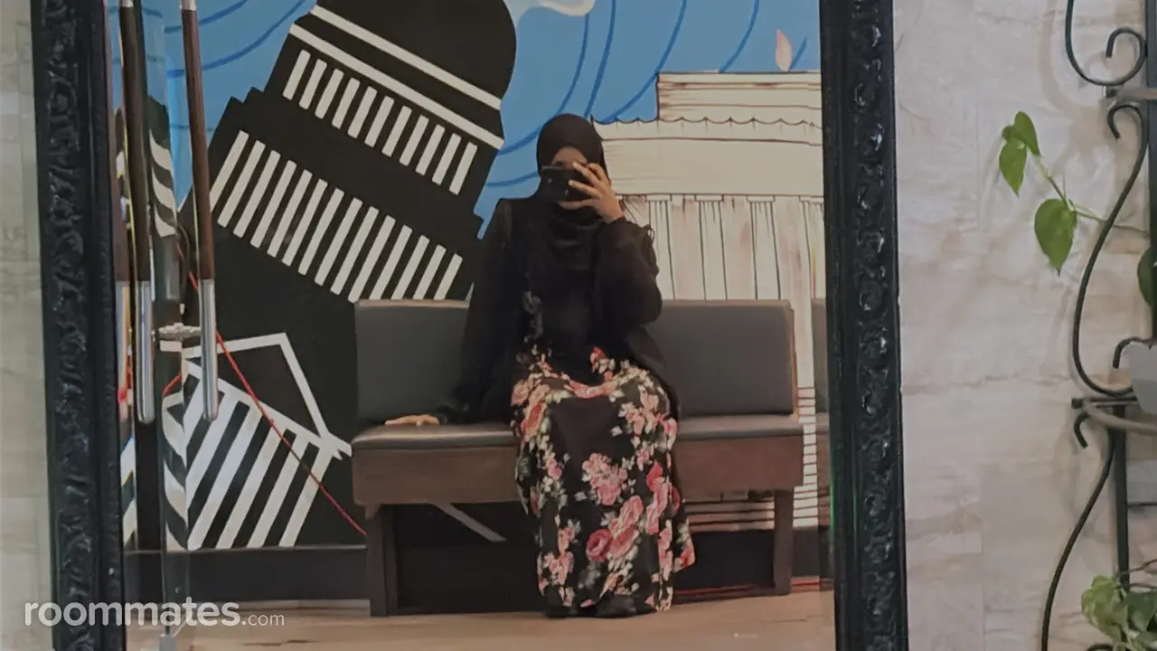 Profile photo 1 of 1