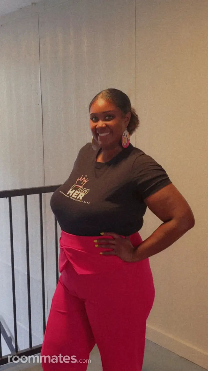 Profile photo 1 of 1