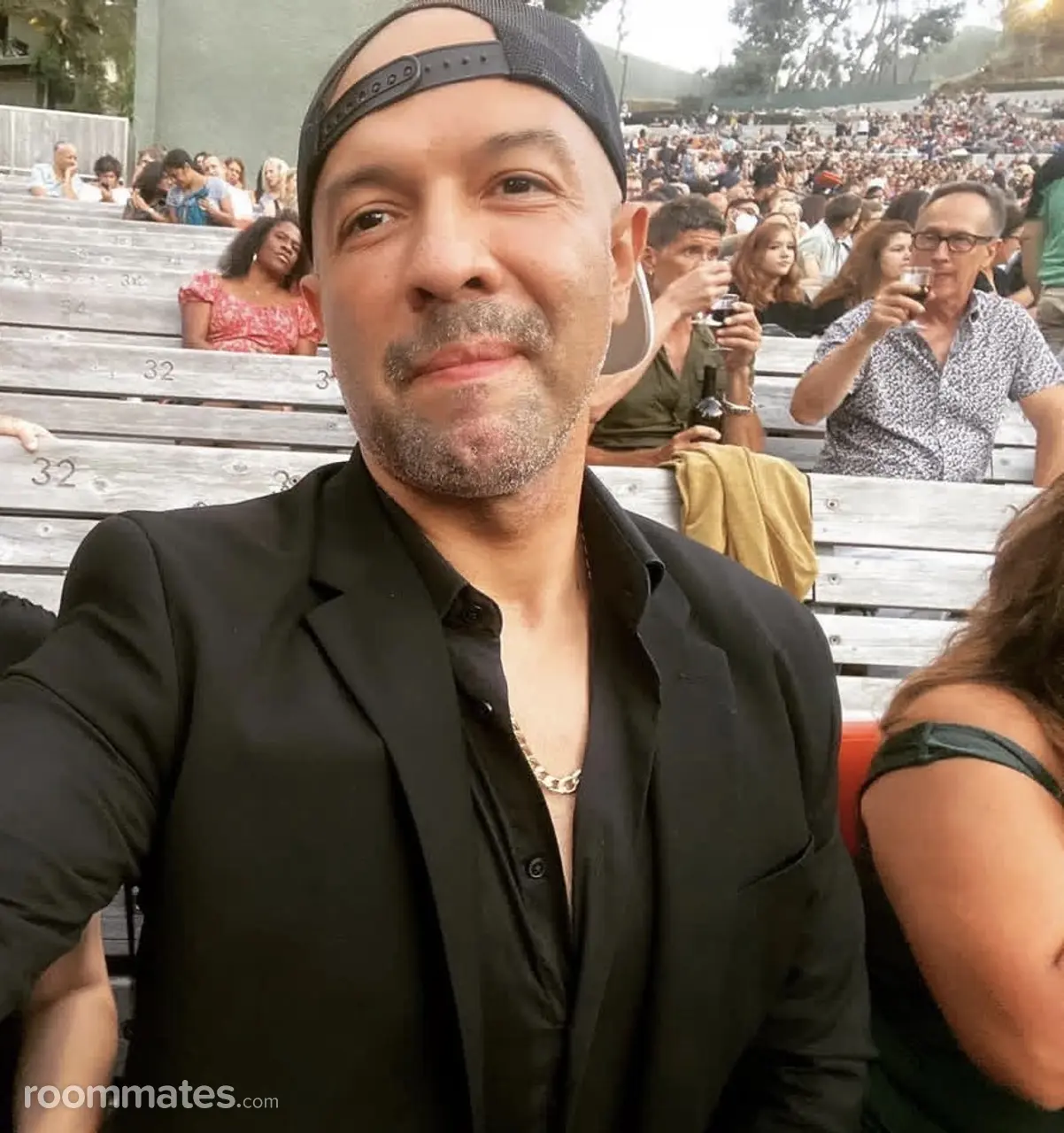 Profile photo 5 of 5