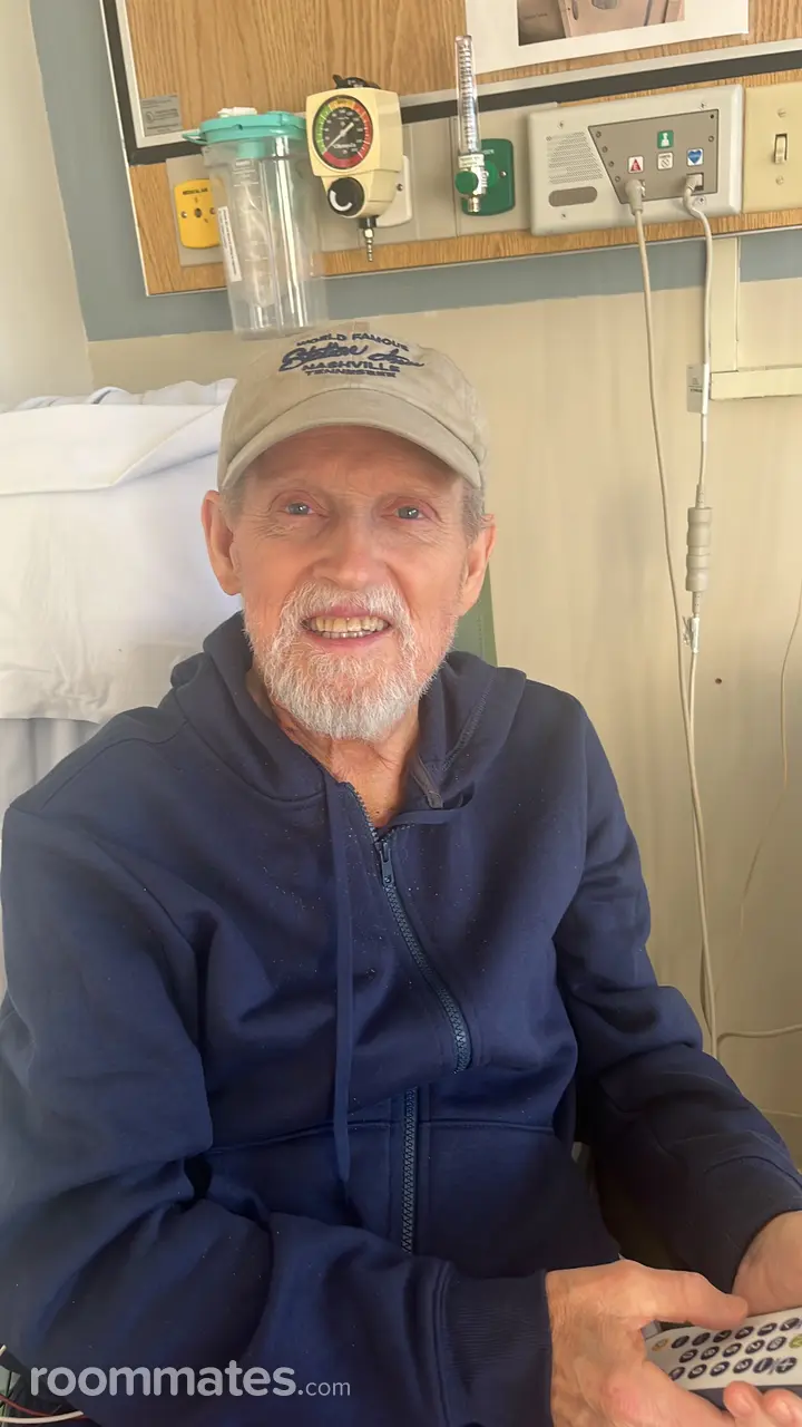 Profile photo 1 of 1