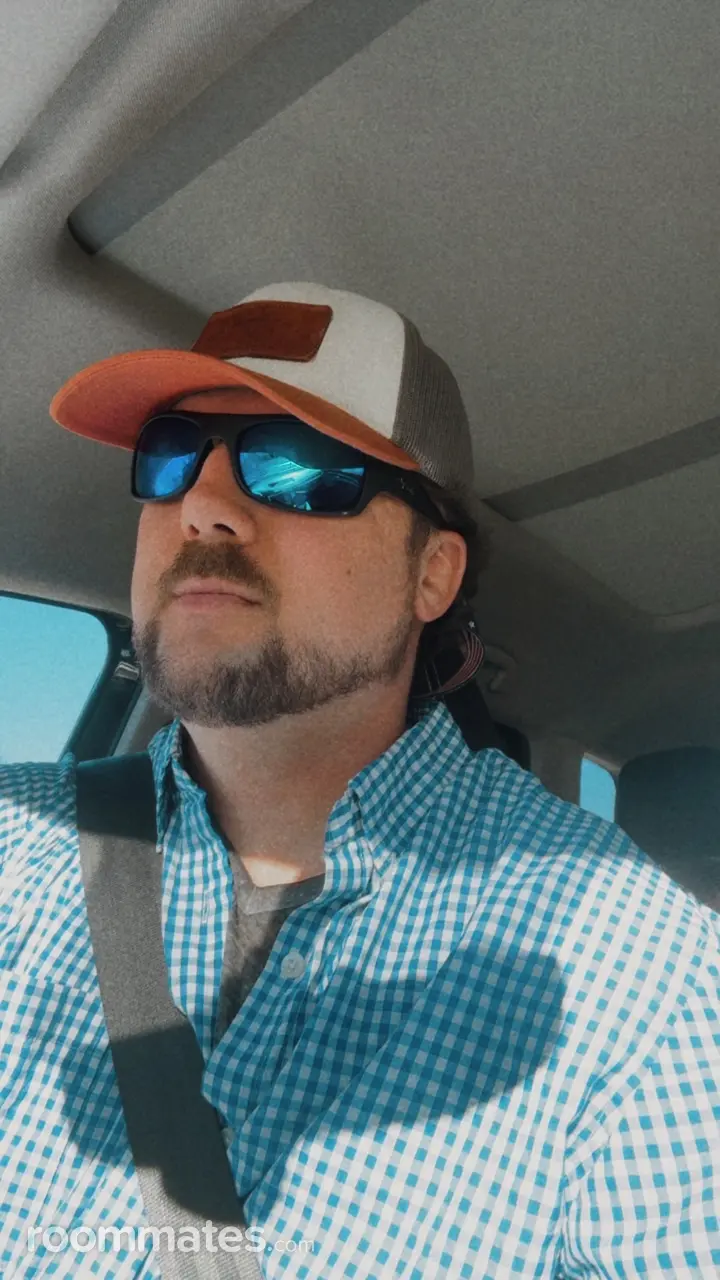 Profile photo 1 of 1