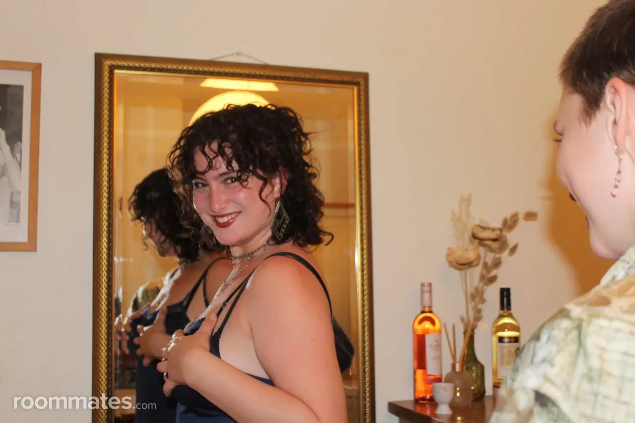 Profile photo 2 of 6