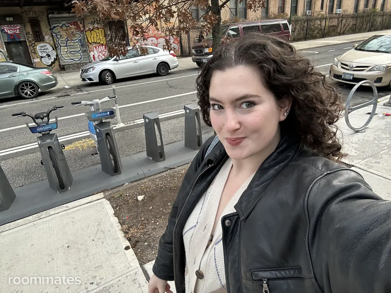 Profile photo 1 of 6